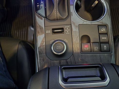 New 2026 Toyota Highlander Limited image 35