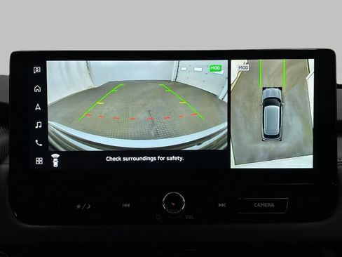 New 2025 Mitsubishi Outlander SE image 25