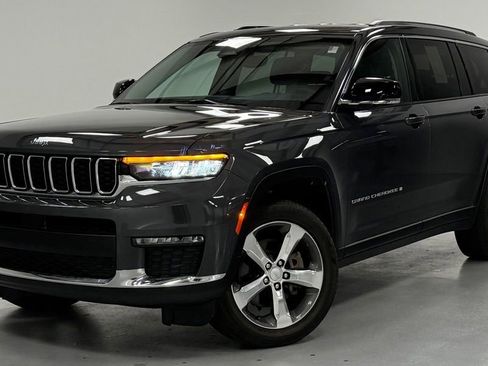 Used 2022 Jeep Grand Cherokee L Limited AWD/4WD image 1