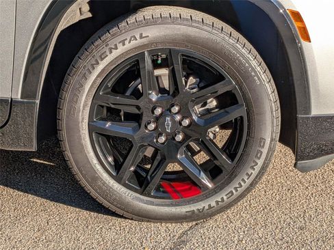 Used 2023 Chevrolet Traverse Premier w/ Redline Edition image 9