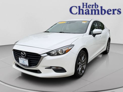 Used 2018 MAZDA MAZDA3 Touring FWD image 11