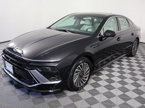 Certified 2024 Hyundai Sonata Limited image 4