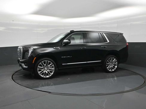 New 2026 GMC Yukon Denali w/ Sun & Power Step Package AWD/4WD image 4