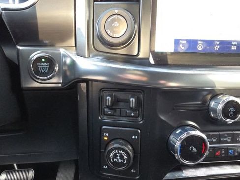 Certified 2022 Ford F150 Lariat w/ Equipment Group 502A High image 22