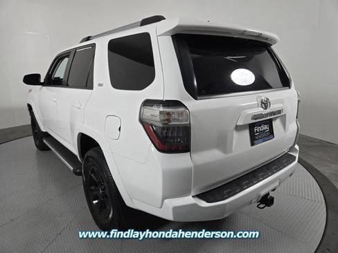 Used 2023 Toyota 4Runner SR5 Premium w/ Moonroof Package RWD image 4