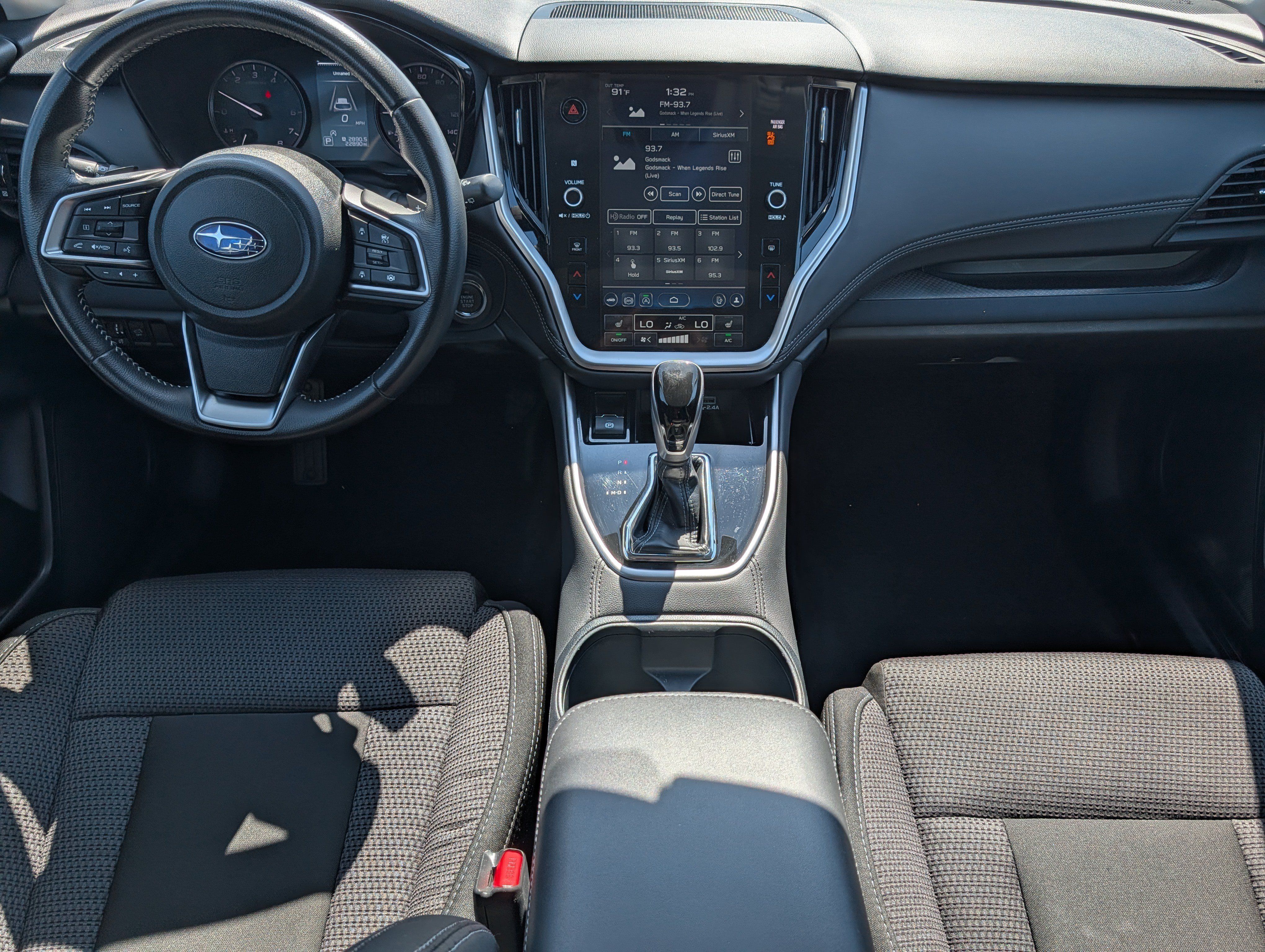 Certified 2025 Subaru Outback Premium AWD/4WD image 10