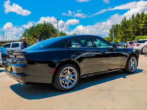 New 2026 Dodge Charger Scat Pack w/ Wheel & Tire Package AWD/4WD image 8