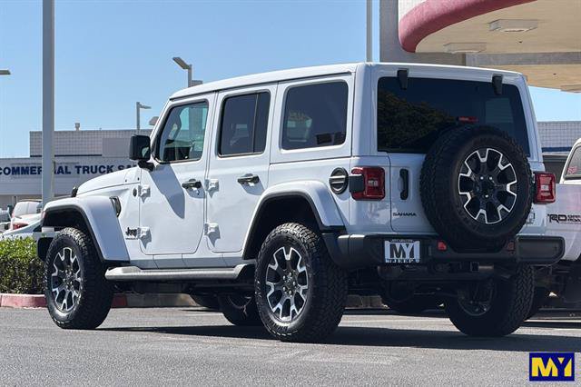 Used 2026 Jeep Wrangler Unlimited Sahara AWD/4WD image 6