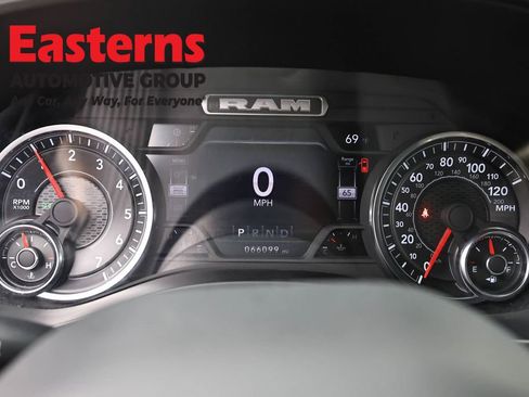 Used 2024 RAM 1500 Laramie RWD image 18