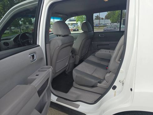 Used 2013 Honda Pilot LX image 11