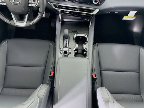 New 2026 Lexus RX 450h AWD image 17