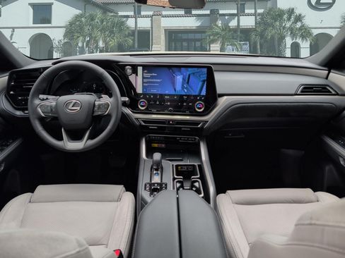 Certified 2026 Lexus TX 350 AWD w/ Technology Package image 27
