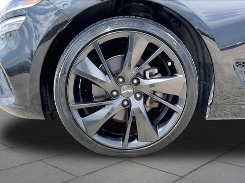 Used 2023 Genesis G70 2.0T w/ Sport Prestige Package AWD/4WD image 11