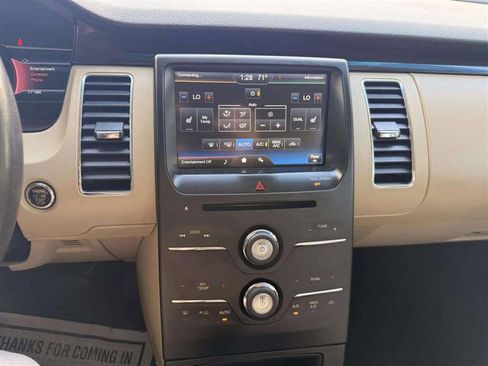 Used 2015 Ford Flex SEL image 26