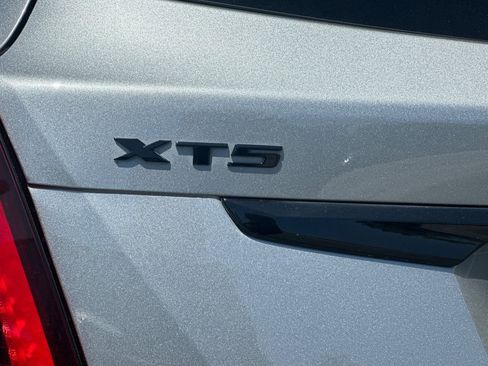 Used 2023 Cadillac XT5 Premium Luxury w/ Technology Package FWD image 39