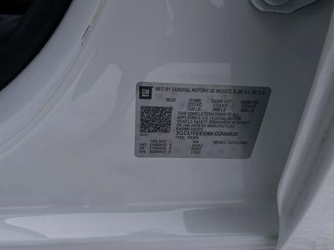 Used 2019 Chevrolet Silverado 1500 RST image 26