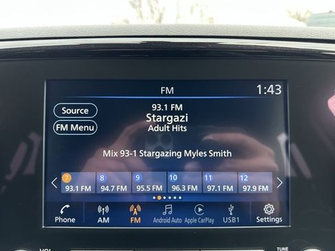 Used 2024 Nissan Frontier SV image 18