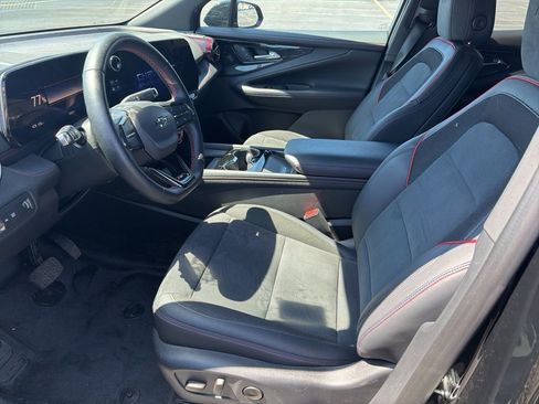 Used 2024 Chevrolet Blazer EV RS image 7