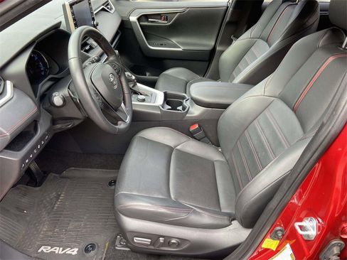 Used 2021 Toyota RAV4 XSE image 17