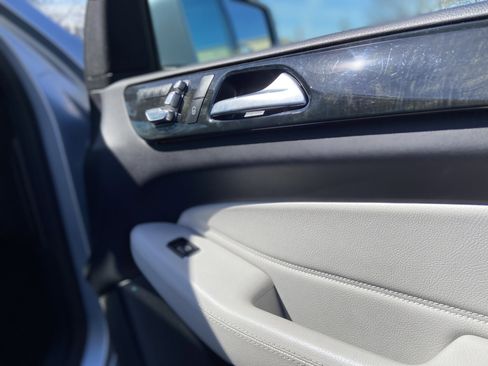 Used 2016 Mercedes-Benz GLE 350 image 38