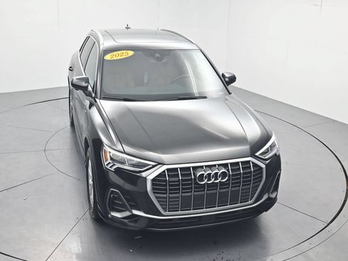 Used 2025 Audi Q3 2.0T Premium AWD/4WD image 44