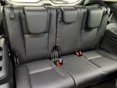Used 2022 Subaru Ascent Touring w/ Popular Package #2A AWD/4WD image 25