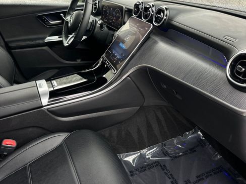 Certified 2023 Mercedes-Benz GLC 300 image 13