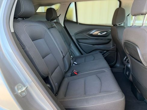 Certified 2023 GMC Terrain SLE image 31