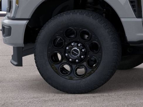 New 2026 Ford F250 Lariat w/ Black Appearance Package AWD/4WD image 19