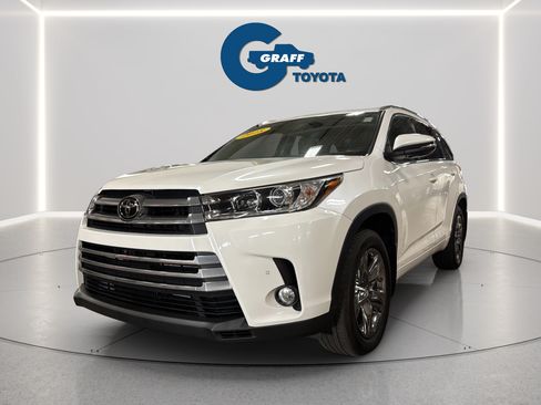 Used 2018 Toyota Highlander Limited Platinum AWD/4WD image 1