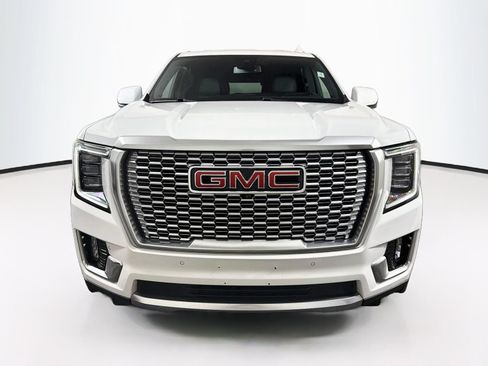 Used 2023 GMC Yukon Denali w/ Max Trailering Package AWD/4WD image 2