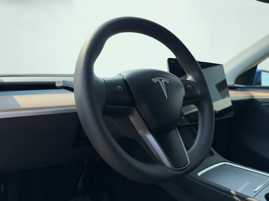 Used 2021 Tesla Model 3 Standard Range Plus RWD image 36