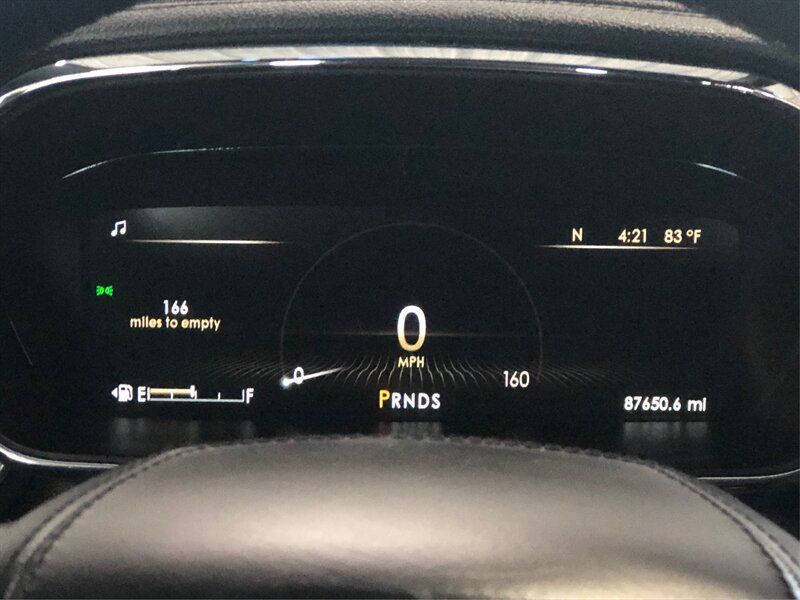 Used 2019 Lincoln Continental Premiere FWD image 14
