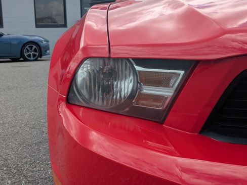 Used 2010 Ford Mustang Convertible RWD image 11
