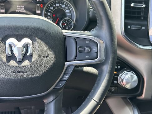 Used 2022 RAM 1500 Laramie AWD/4WD image 29
