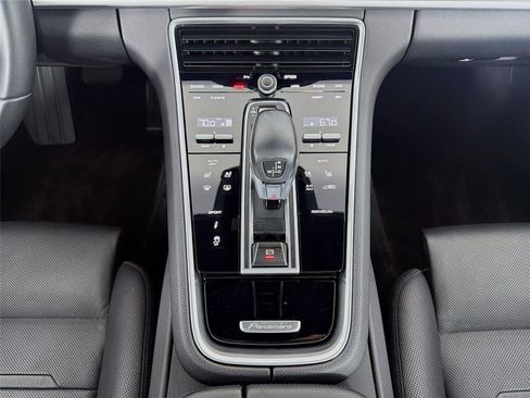 Used 2023 Porsche Panamera Platinum Edition RWD image 20