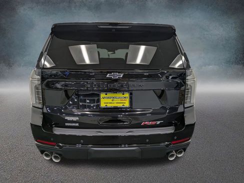 Used 2026 Chevrolet Suburban RST w/ Comfort Package AWD/4WD image 5