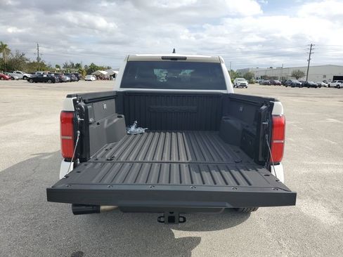 Certified 2025 Toyota Tacoma TRD Sport image 22