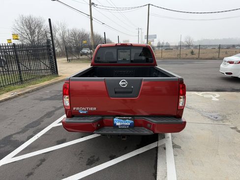 Used 2012 Nissan Frontier SV w/ Sport Appearance Pkg image 5