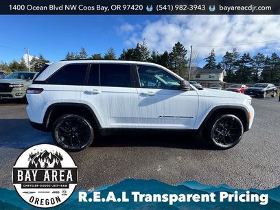 New 2026 Jeep Grand Cherokee Altitude