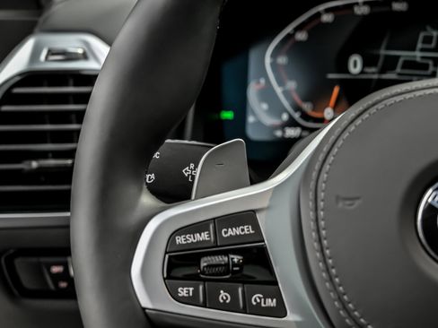 Used 2026 BMW 840i xDrive w/ M Sport Professional Package image 36