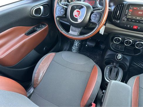 Used 2015 FIAT 500L Trekking image 17