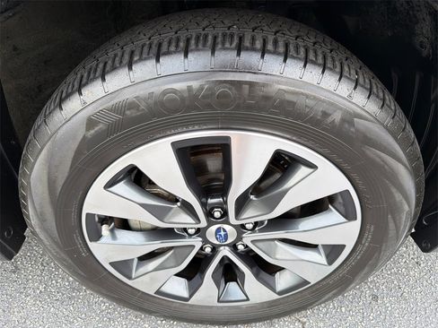 Used 2023 Subaru Outback Limited XT image 12