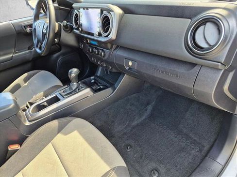 Used 2021 Toyota Tacoma TRD Off-Road RWD image 20