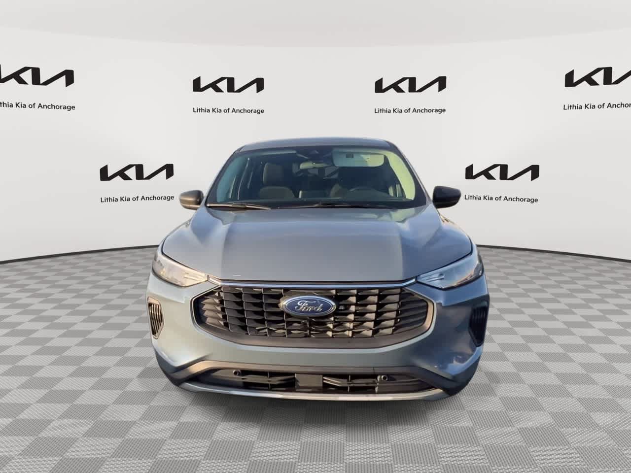 Used 2024 Ford Escape Active AWD/4WD image 3