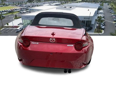 Used 2019 MAZDA MX-5 Miata Grand Touring RWD image 6