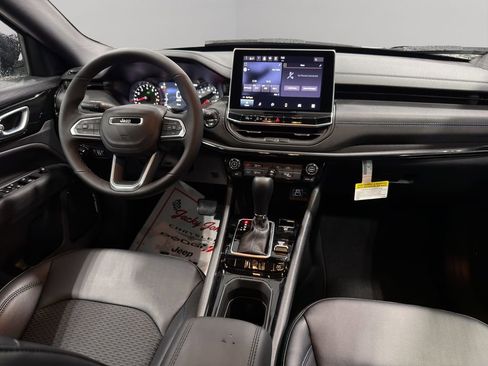New 2026 Jeep Compass Latitude AWD/4WD image 20