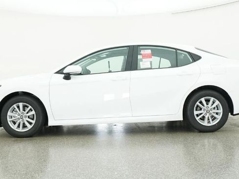 New 2026 Toyota Camry LE FWD image 19