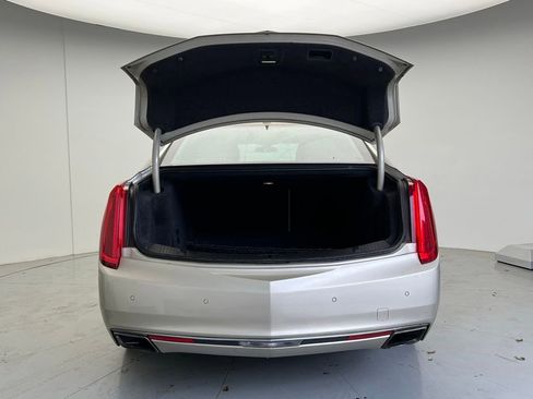 Used 2014 Cadillac XTS Luxury FWD image 5