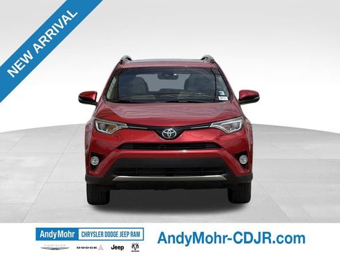 Used 2017 Toyota RAV4 Limited image 2
